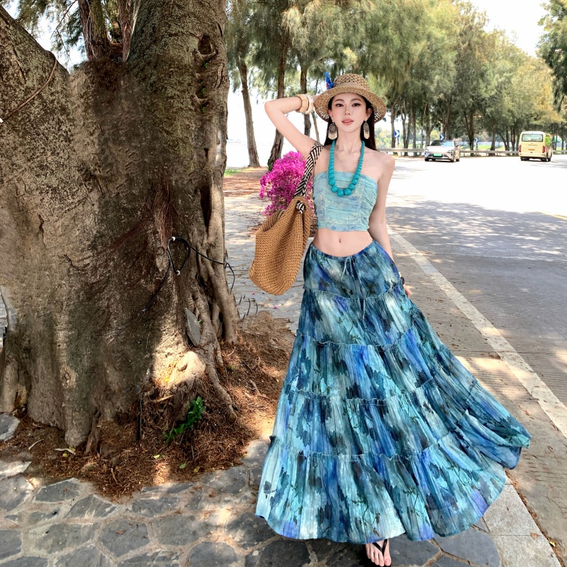 Blue Lotus Ethnic Style Ruched Tube Top and Tie-Dye Maxi Skirt Two-Piece Set - Style 9c6d3e - Image 3