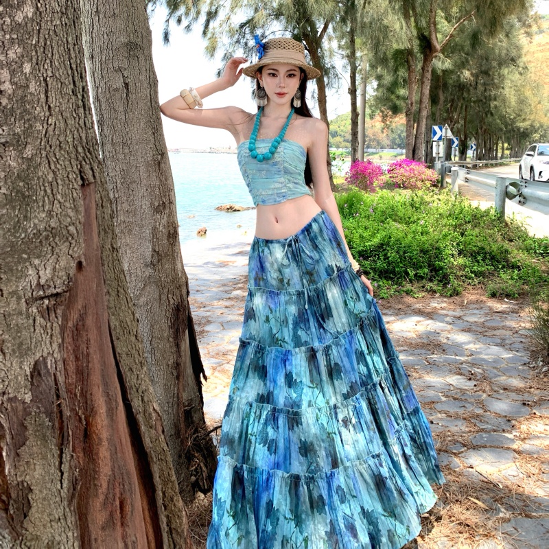 Blue Lotus Ethnic Style Ruched Tube Top and Tie-Dye Maxi Skirt Two-Piece Set - Style 9c6d3e - Image 5