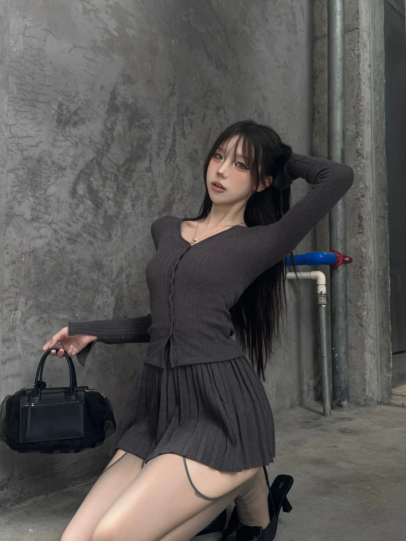 Dark Gray Knit Sweater and Skirt Two-Piece Set for Women Fall Winter New Slimming Fit - Style 3f3f1a - Image 4