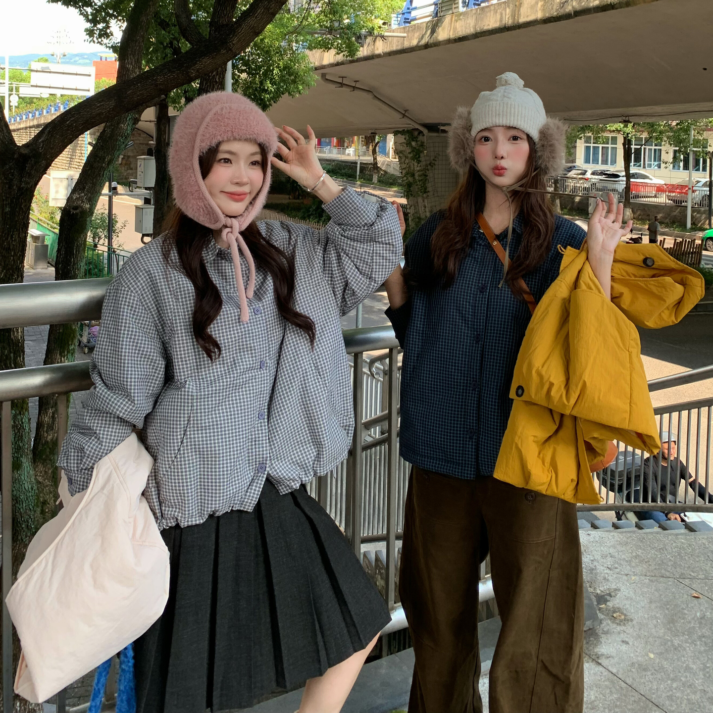 2026 Winter Korean Loose Layered Cotton Padded Plaid Shirt Women - Image 2