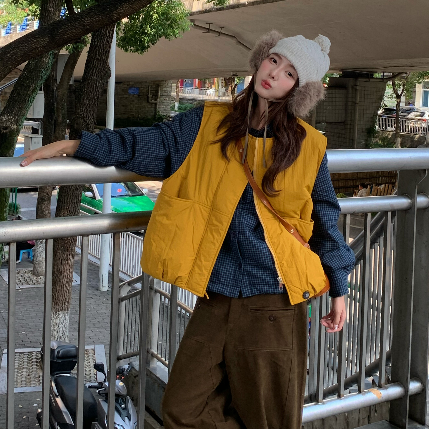 2026 Winter Korean Layered Padded Cotton Vest and Plaid Shirt Set - Image 4