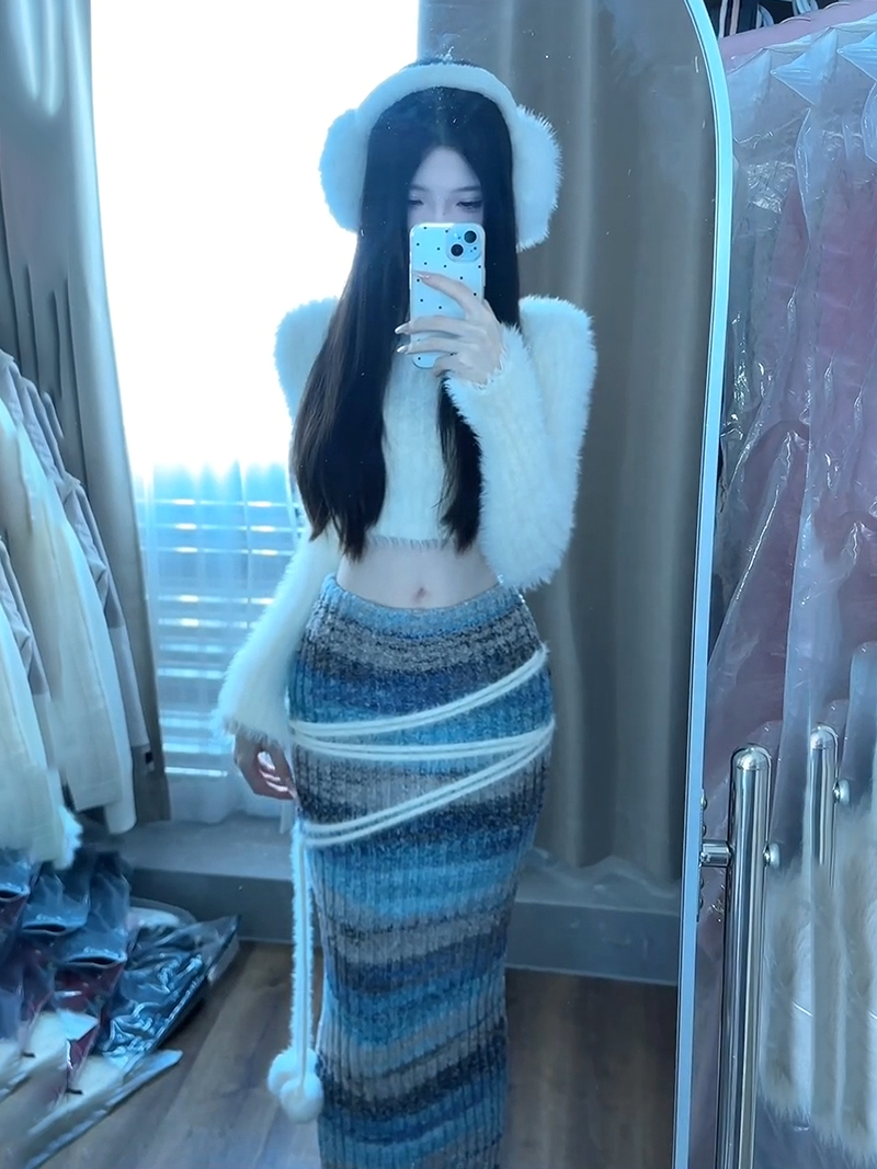 Berlin Love Short Long Sleeve Faux Mink Knit Top and Skirt Women's Set Autumn